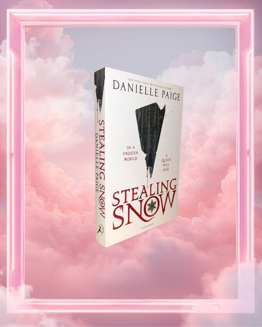 Stealing Snow by Danielle Paige